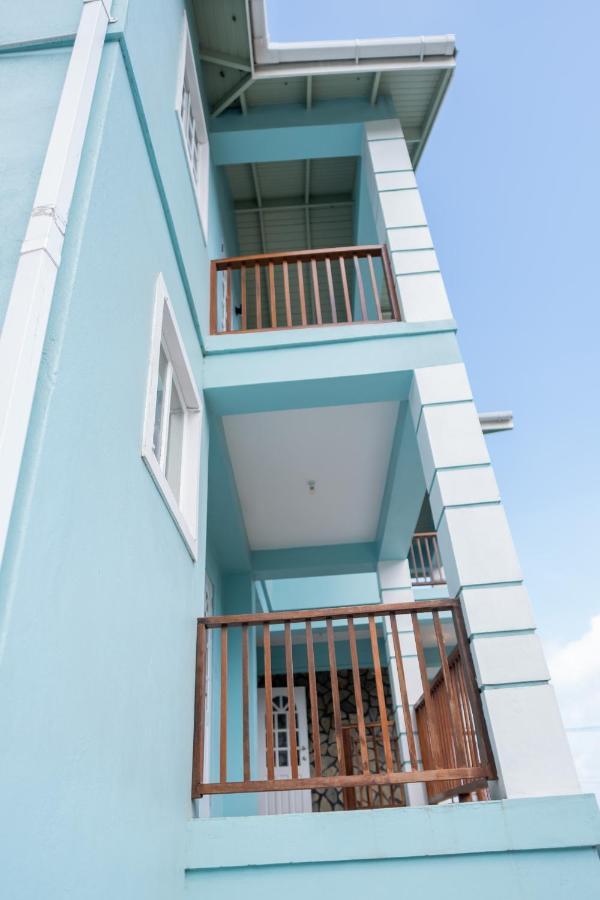 Golden Palms Apartment Kingstown Eksteriør billede